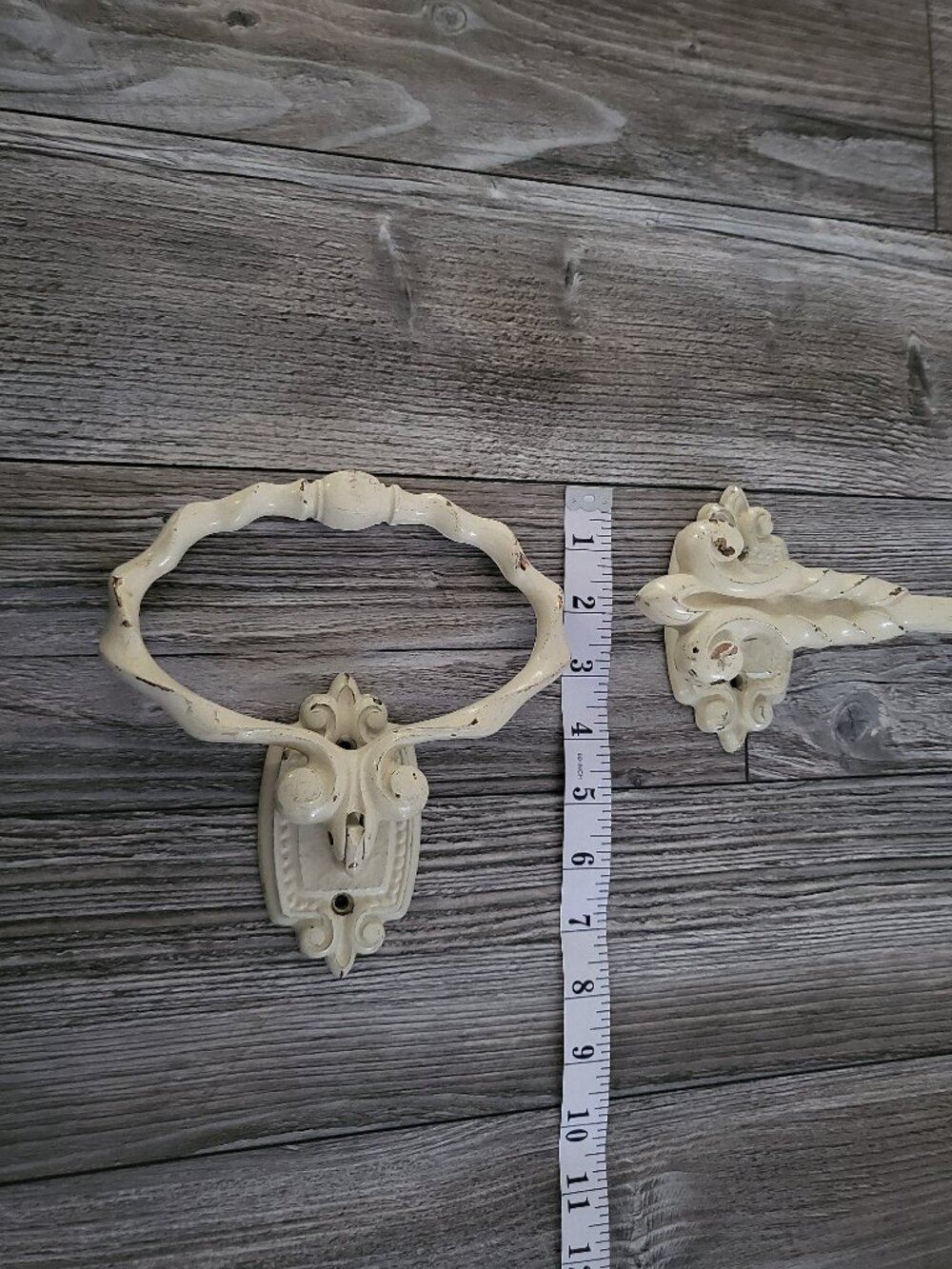 Vintage Amerock Bonaventure Gold Ivory Fleur De Lis Towel Bar & Ring Set 1960s - Picture 4 of 15